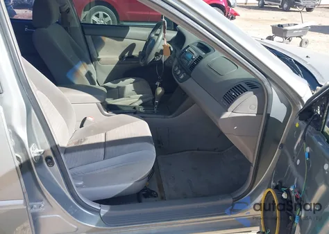 2005 Toyota Camry Le from USA, damaged, VIN 4T1BE32K85U638518